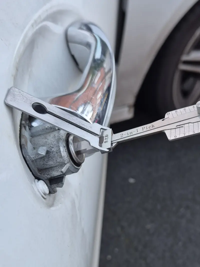 Mercedes vehicle unlocking tool used during a damage-free car entry job in Leeds