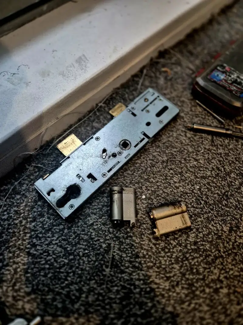 uPVC door lock repair in Leeds for gearbox and multipoint mechanism faults