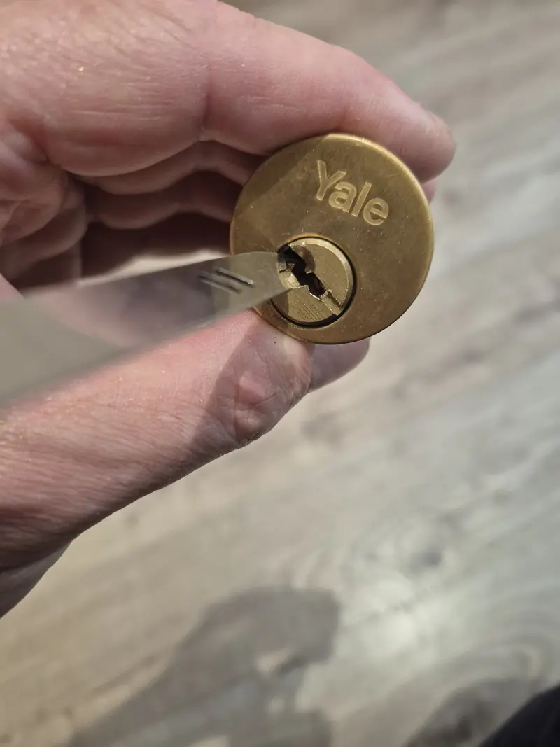 Faulty lock picked open and cleaned carefully during a repair job in Leeds