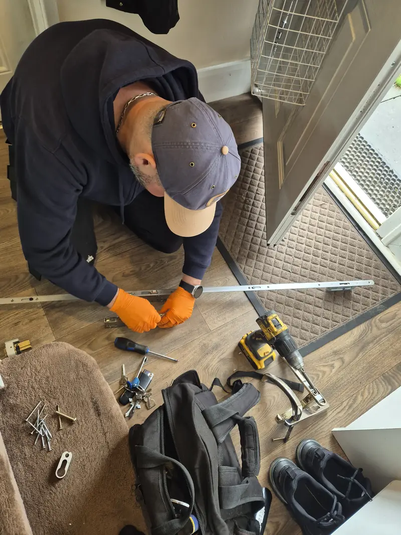 Lock repair in Leeds for worn, stiff or faulty door locks