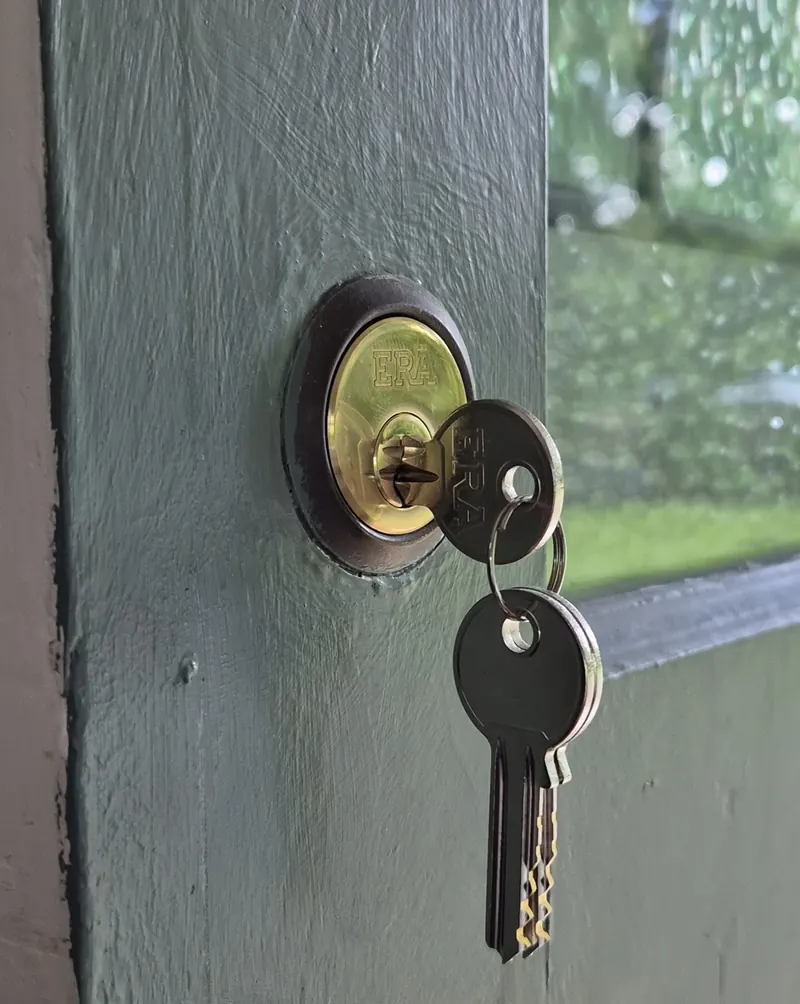 Rim cylinder lock used with a night latch in Leeds